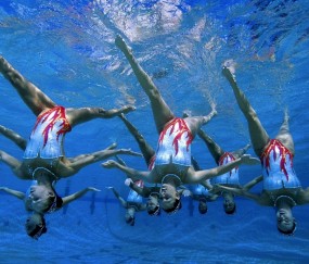 开云体育-浓眉里程碑之夜，老鹰展翅全面压制浙江队