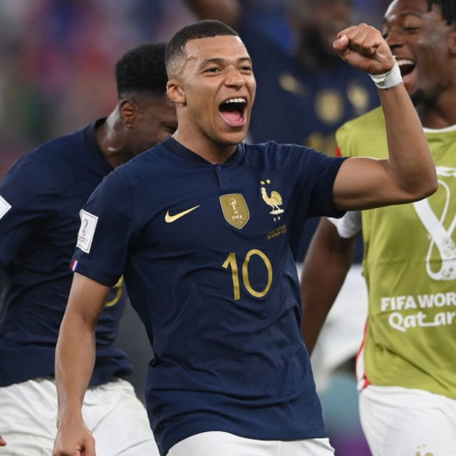 成卡普球员成功获得法国国家队征召