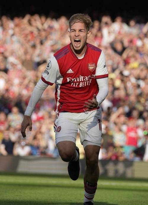 巴黎血洗阿森纳,弗拉霍维奇送出助攻 巴黎血洗阿森纳,弗拉霍维奇送出助攻