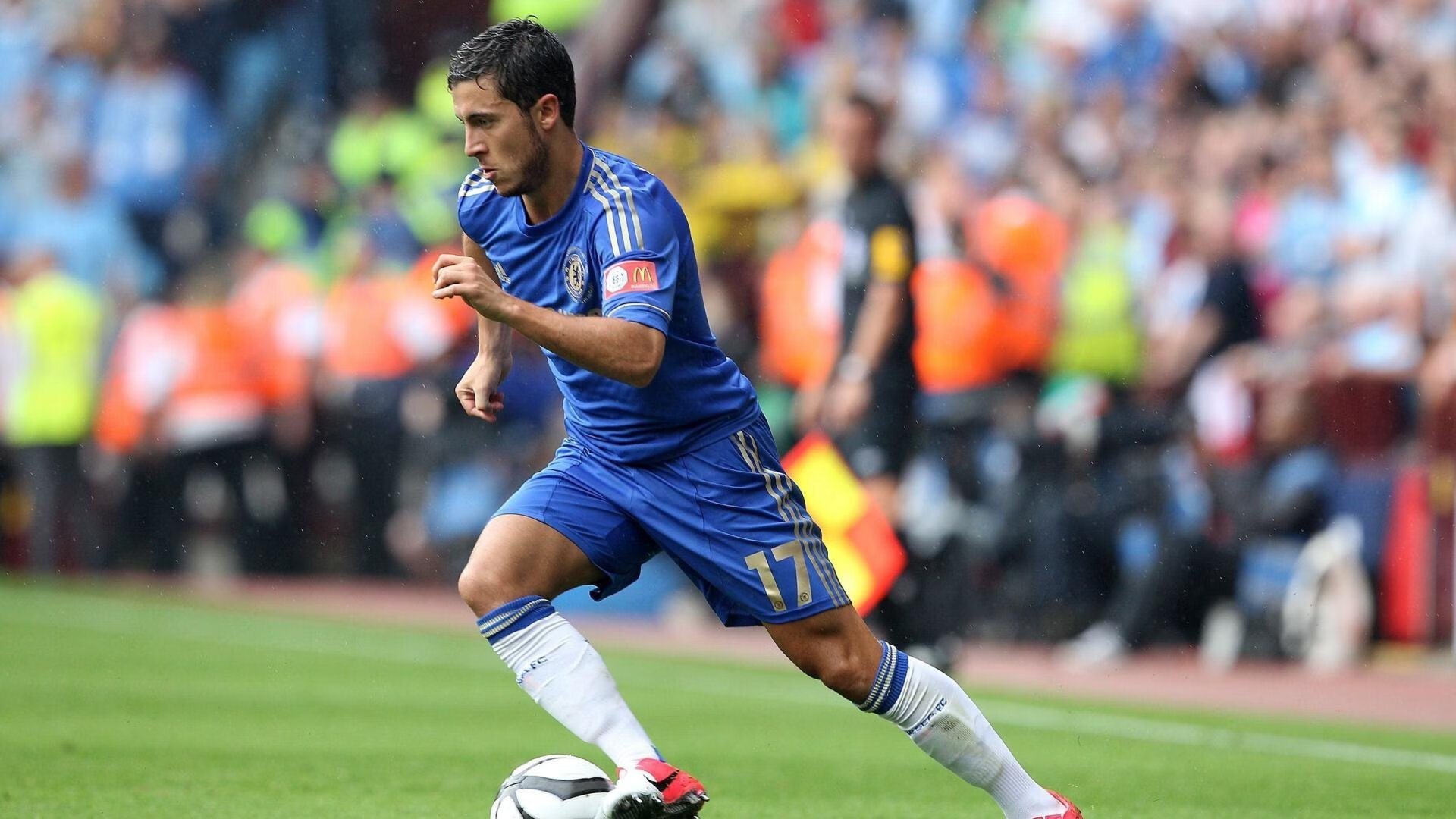 奇才横扫雄鹿,爱德华兹如何从新星蜕变为关键先生